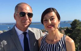 Após dupla traição, um caminho seguro. Rodrigo Guedes de Carvalho celebra relação com Teresa Dimas