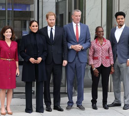 Mais uma 'facada' para a rainha Isabel II: O batismo da filha de Harry e Meghan não vai acontecer no Reino Unido