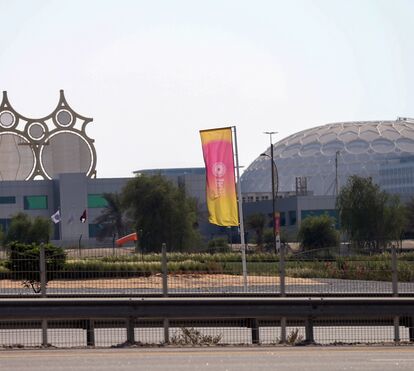 Expo 2020 no Dubai recebe milhares de visitantes nos primeiros dias. A festa mundial continua até março  
