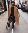 Street style casaco camel
