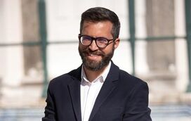 Confusão na quinta de João Menezes por causa de um sutiã preto