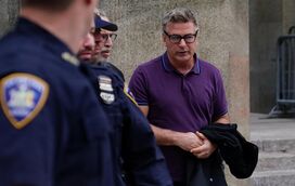 Afinal quem deu a arma carregada? Alec Baldwin revela pormenores do acidente