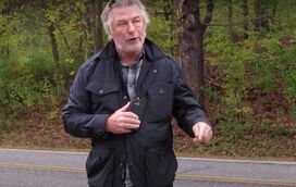 Em pânico e em lágrimas! Alec Baldwin quebra silêncio sobre o trágico acidente