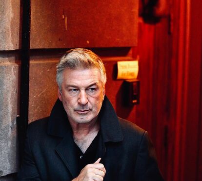 Afinal quem deu a arma carregada? Alec Baldwin revela pormenores do acidente