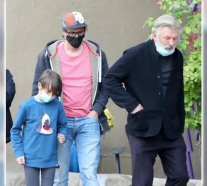 Revelados novos dados sobre a tragédia que vitimou Halyna Hutchins: Alec Baldwin apontou a pistola à câmara