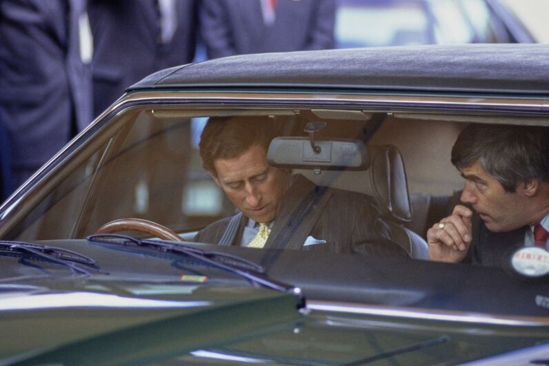 Príncipe Carlos, Aston Martin