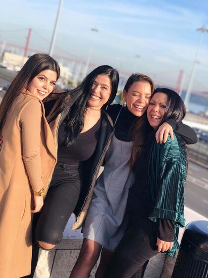 Mel Jordão, Ivone Adriano