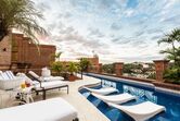 Hotel La Mision, Letizia Paraguai