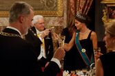 letizia, espanha, jantar de gala, tiara, joias, italia, palacio real, felipe vi