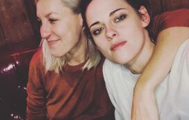 Kristen Stewart está noiva! A atriz e Dylan Meyer vão casar 