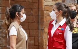 As semelhanças e as ligações perigosas da mulher que acompanhou Letizia em todo lado no Paraguai