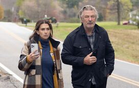 Caídos em desgraça: Alec Baldwin e a mulher Hilaria arrasados nas redes sociais, acusados de fraude e insensibilidade