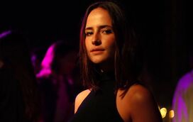 Conheça Vera Moura, a atriz que brilha em 'Amor Amor', mas que  foi alvo de bullying na adolescência