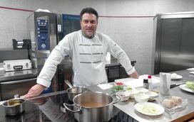 Como fazer um bacalhau simples e cheio de sabores com a ajuda do chef Paulo Pinto 