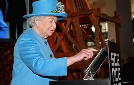 Enfim boas notícias: Rainha Isabel II autorizada a celebrar Natal com toda a família 