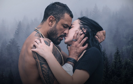 As '50 Sombras de Grey' já eram... Conheça 'The Millenium Wolves', o apaixonante romance para adultos que é um fenómeno de popularidade