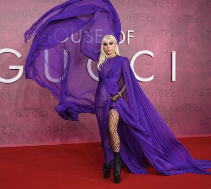 Gucci dos pés à cabeça! Lady Gaga brilha em Londres em noite de puro glamour