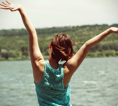 Estas são as 12 melhores formas para ficarmos mais felizes 
