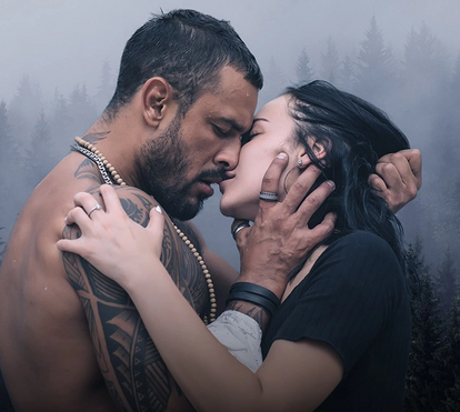 As '50 Sombras de Grey' já eram... Conheça 'The Millenium Wolves', o apaixonante romance para adultos que é um fenómeno de popularidade
