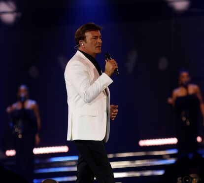 Em homenagem à filha, Sara, Tony Carreira deixou de usar a sua cor preferida