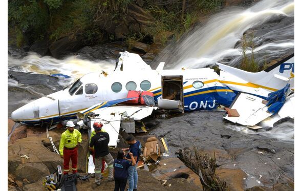 O acidente de avião de Marília Mendonça 