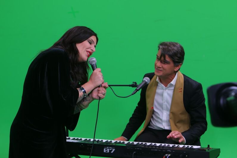 Os The Gift atuam em streaming na FLASH!