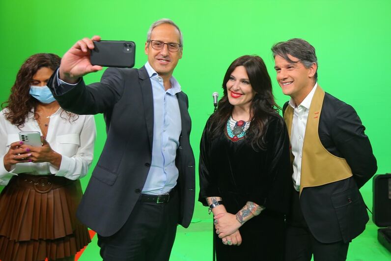 Os The Gift atuam em streaming na FLASH!