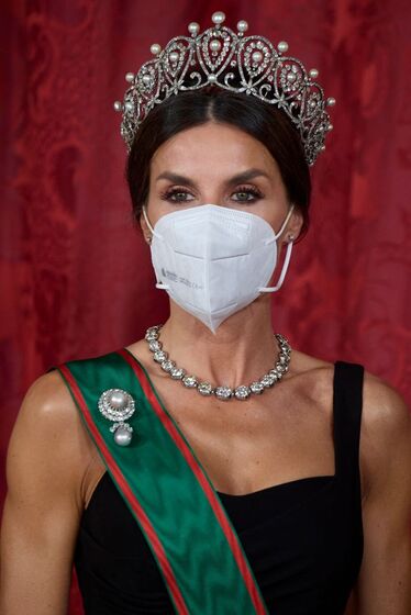 letizia, espanha, jantar de gala, tiara, joias, italia, palacio real, felipe vi