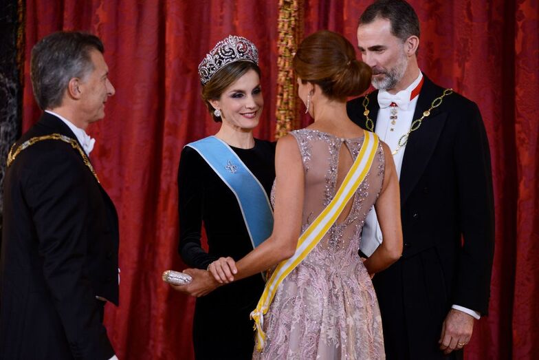 Letizia com a tiara Flor-de-Lis