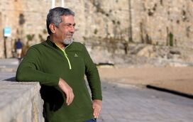 O estranho mundo de Nuno Homem de Sá. Mete fantasmas, espiritismo, Ovnis, drogas e muita violência