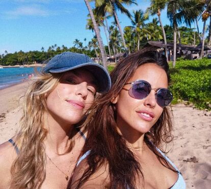 Ainda há pouco chegou do Brasil e já está novamente de férias! Carolina Patrocínio faz nova viagem