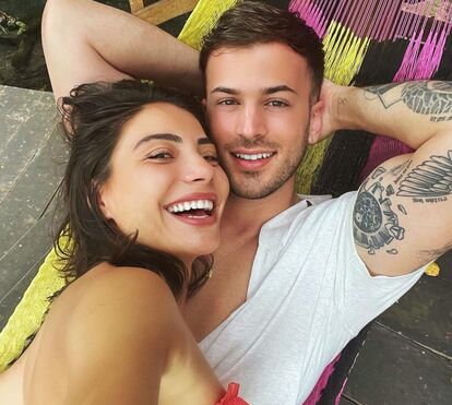 Amizade de luxo: Kelly Bailey, Lourenço Ortigão, Carolina Carvalho e David Carreira passam o ano novo em resort milionário no México