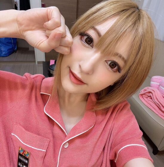 A atriz japonesa Sayaka Kanda