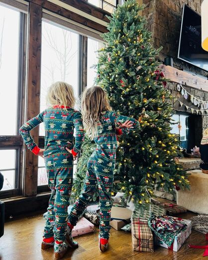 Daniela Ruah, River Olsen, Sierra Olsen