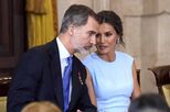 Discotecas fechadas, festas privadas e paixões proibidas: imprensa espanhola revela o que o rei Felipe VI fazia quando ninguém estava a ver