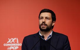 Comunista João Ferreira testa positivo à covid-19 e falha campanha para as legislativas... onde estava a substituir Jerónimo de Sousa