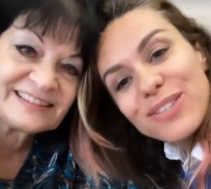 Depois da festa da celebração, Ana Barbosa mostra-se a mimar a mãe que luta contra doença incurável 