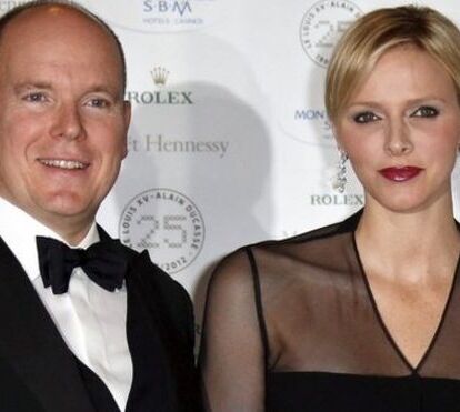 Finalmente, princesa Charlene reaparece ao lado de Alberto e dos filhos e acaba com rumores sobre a sua cara desfigurada
