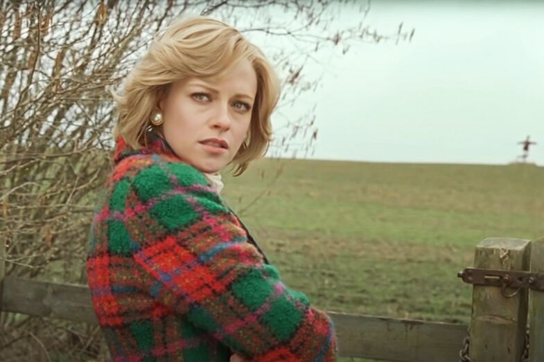 Kristen Stewart no papel da princesa Diana, em 'Spencer'