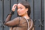 Sandra Silva chora ao contar que a mãe tem de ir para um lar