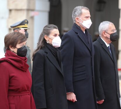 Saiba a razão pela qual Letizia não usa meias no pico do inverno