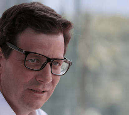 Ricardo Oliveira namorou com Clara de Sousa e Cláudia Jacques... agora quer ser presidente do Sporting