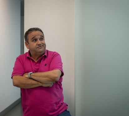 A estátua de Fernando Mendes na RTP