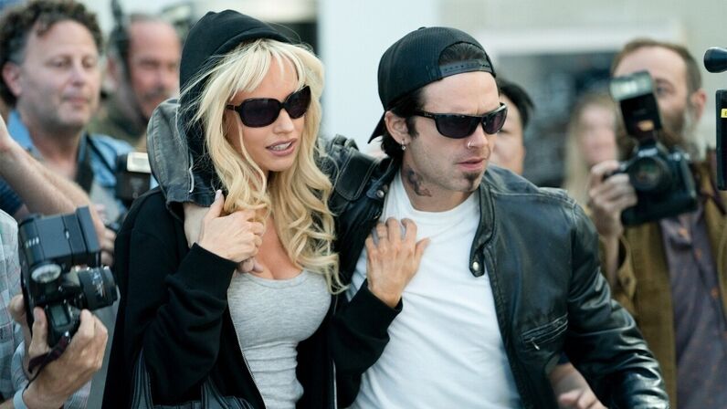 Pam & Tommy, Pamela Anderson, Tommy Lee, Sebastian Stan, Lily James