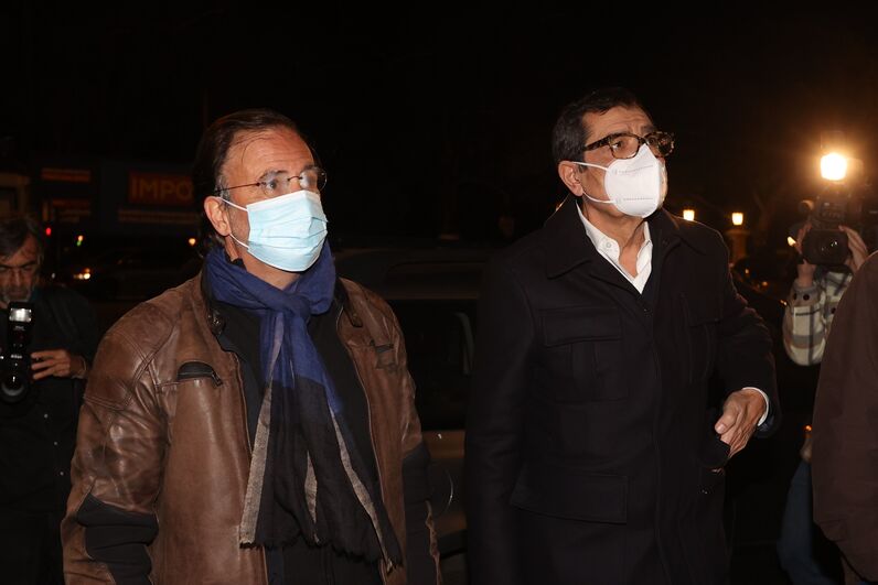 José Eduardo Moniz e Paulo Salvador no velório de Artur Albarran 