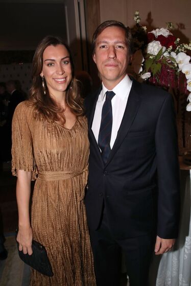 Príncipe Louis, Luxemburgo, Scarlett-Lauren Sirgue