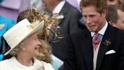 Rainha Isabel II, príncipe Harry 