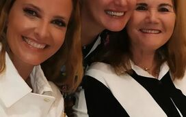 Cristina Ferreira em noite bem "regada" com Dolores Aveiro