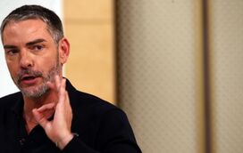 As fortes dores de cabeça de Cláudio Ramos que o podem impedir de trabalhar