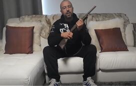 Neonazi português Mário Machado preparava-se para combater na Ucrânia